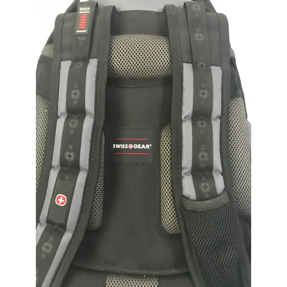 Swiss Gear Wenger Pegasus 17 Inch Laptop Backpack Black Grey TSA model 27306060